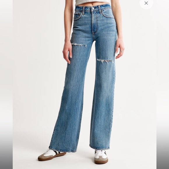 Abercrombie High Rise 90s Relaxed Jean - Picture 1 of 5